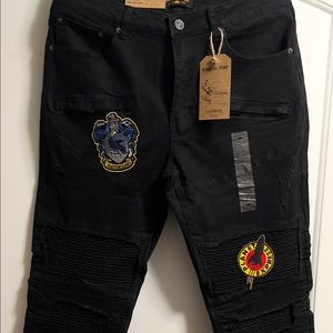 Jeans pants with patch on size ( 36) brand new 🔥